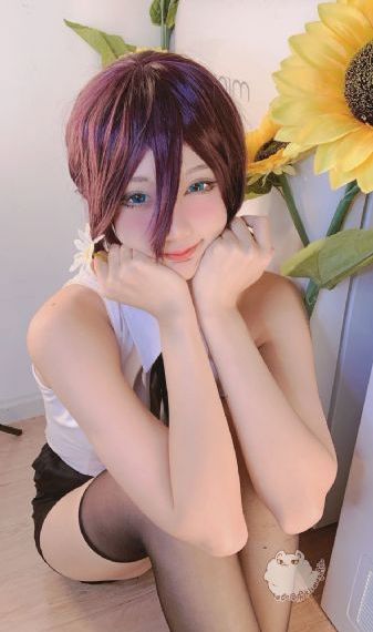 日本熟妇丰满大白屁毛片