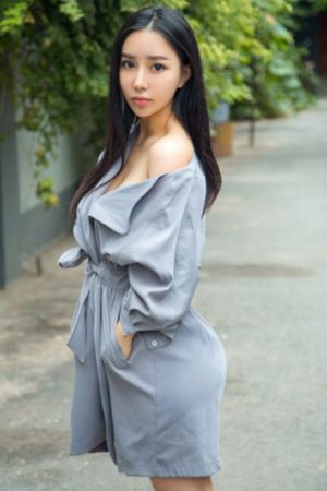 红楼艳青