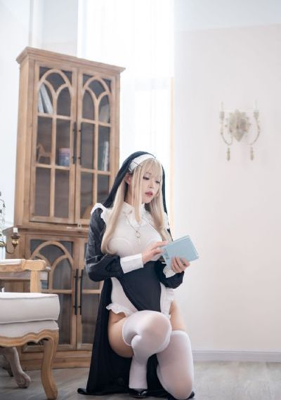 《珠帘玉幕》