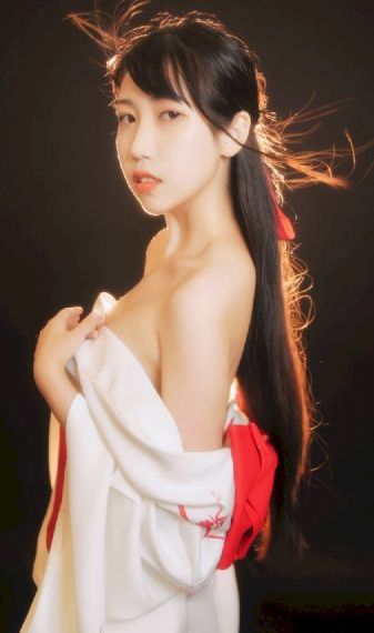 不愉快的果实在线观看