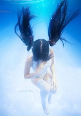 和爸爸kiss歌曲高清免费观看中文